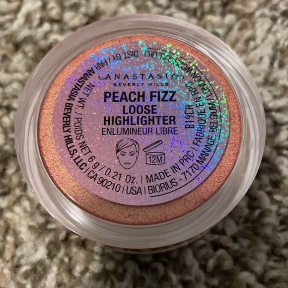 Anastasia Loose Highlighter - Picture 2 of 4